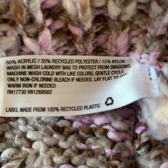 Wild Fable Cropped Sweater Rhinestone‎ Buttons - Picture 7 of 11